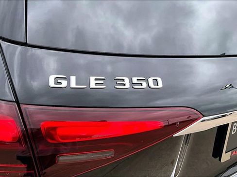 Used 2025 Mercedes-Benz GLE 350 4MATIC image 33