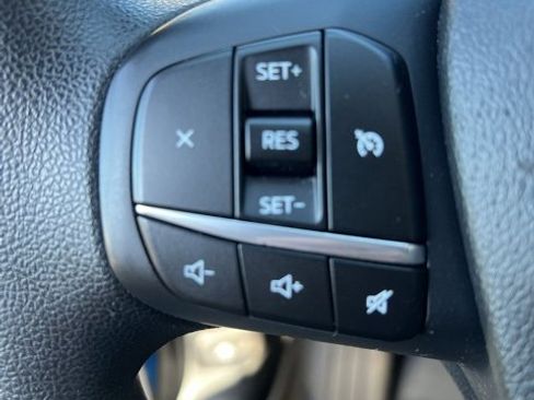Used 2020 Ford Escape SE image 23