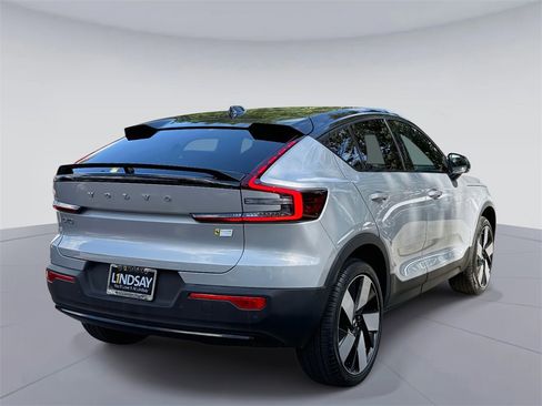 Used 2023 Volvo C40 P8 Recharge Ultimate image 10