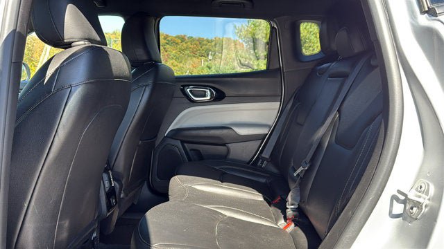 Certified 2025 Jeep Compass Limited AWD/4WD image 27