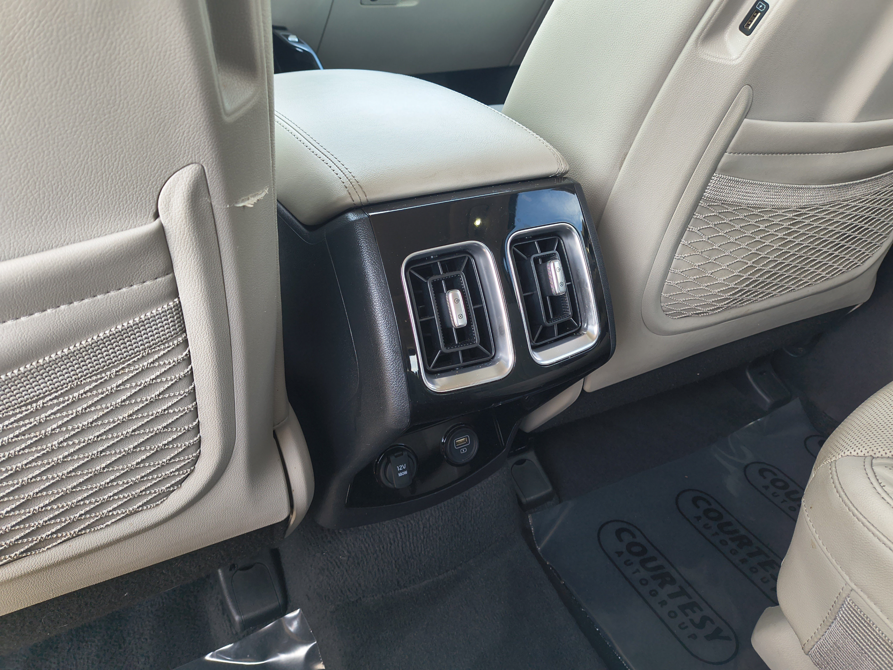 Used 2022 Kia Sorento SX FWD image 15