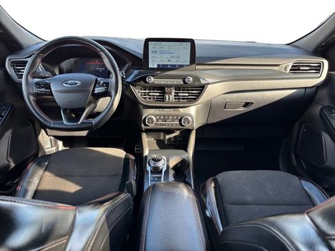 Used 2024 Ford Escape ST-Line w/ Equipment Group 301A image 17