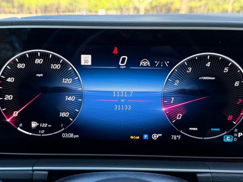 Used 2024 Mercedes-Benz GLS 580 4MATIC image 29