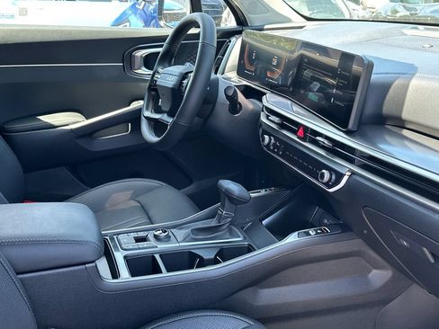 New 2026 Kia Sorento S AWD/4WD image 12