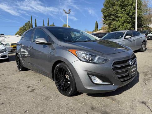 Used 2016 Hyundai Elantra GT w/ Option Group 02 image 1