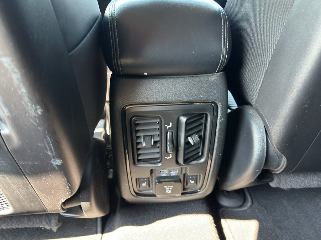 Used 2021 Dodge Durango Citadel w/ Technology Group AWD/4WD image 16