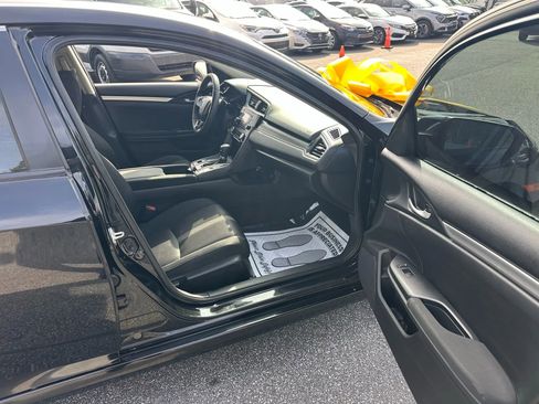 Used 2020 Honda Civic LX image 11