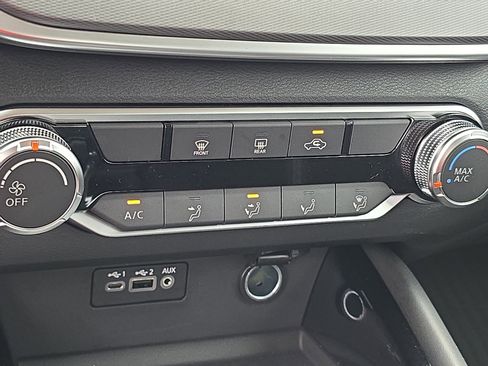 New 2025 Nissan Altima 2.5 SR image 22