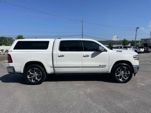 Used 2019 RAM 1500 Limited AWD/4WD image 2
