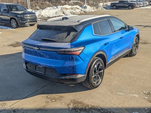 New 2026 Chevrolet Equinox EV LT image 7