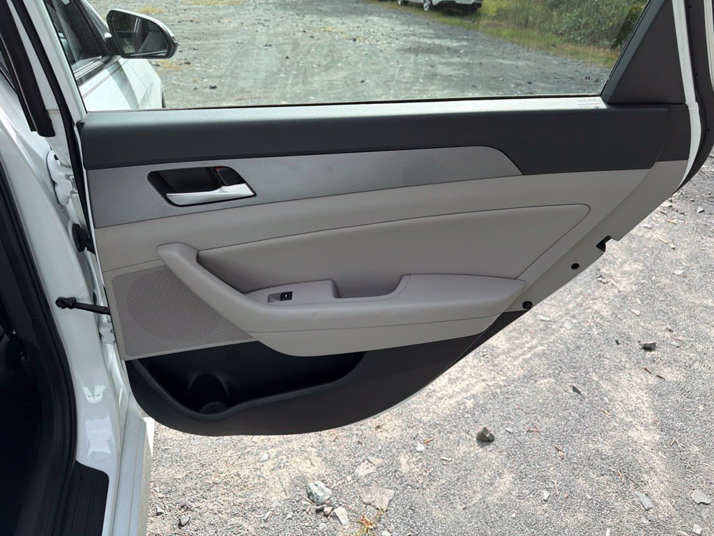 Used 2019 Hyundai Sonata SEL FWD image 12