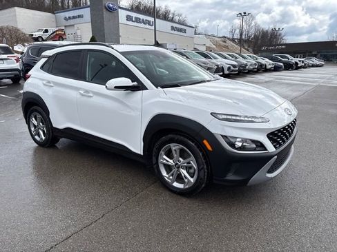 Used 2023 Hyundai Kona SEL w/ Convenience Package image 7