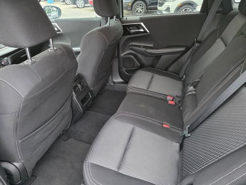 Used 2024 Mitsubishi Outlander ES FWD image 33