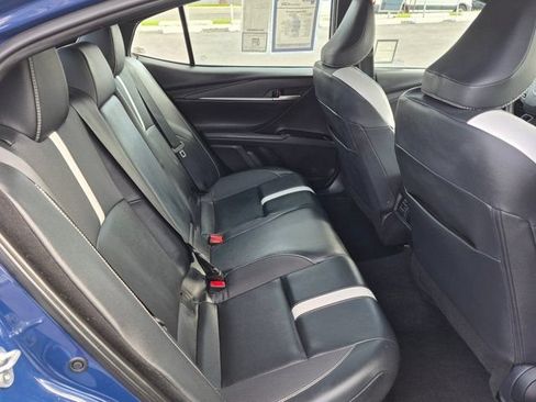 Used 2025 Toyota Camry SE FWD image 7