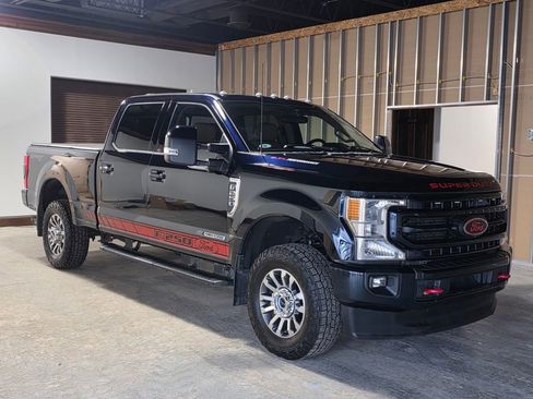 Used 2022 Ford F250 Lariat w/ Lariat Ultimate Package image 3