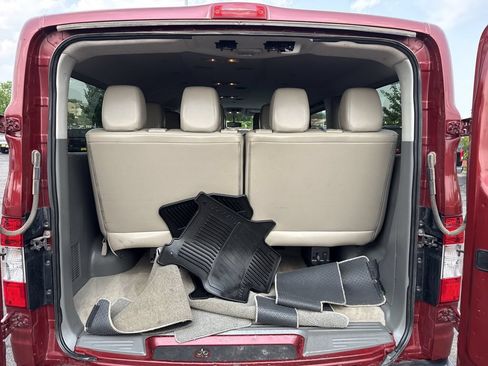 Used 2016 Nissan NV 3500 SL RWD image 15