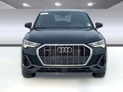 Certified 2025 Audi Q3 2.0T Premium w/ Convenience Package image 6