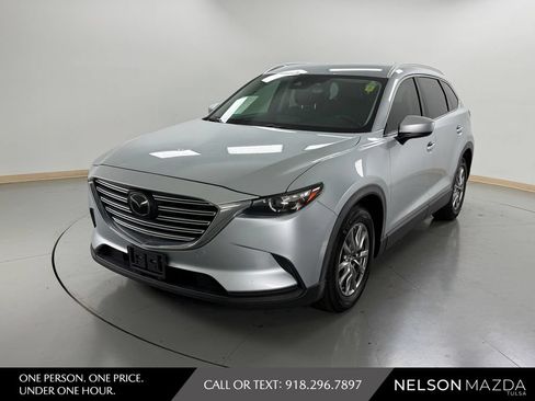 Used 2018 MAZDA CX-9 Touring FWD image 1
