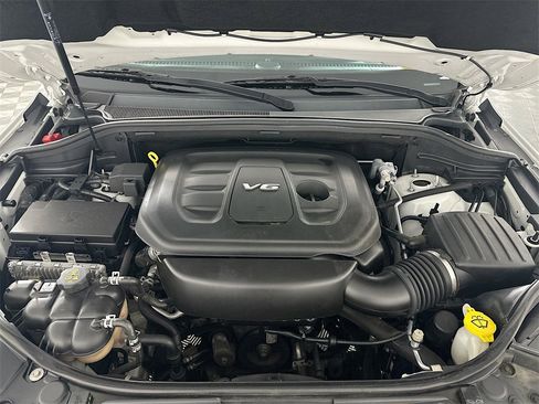 Used 2018 Jeep Grand Cherokee Limited image 33