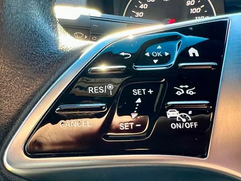 Used 2025 Mercedes-Benz Sprinter 2500 image 13