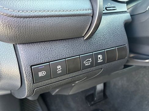 Used 2024 Toyota Camry XSE image 18