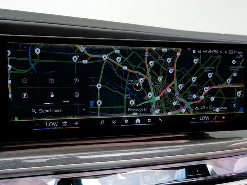 Used 2023 BMW 740i RWD image 26