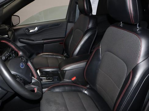 Certified 2023 Ford Escape ST-Line w/ Tech Pack #1 image 19