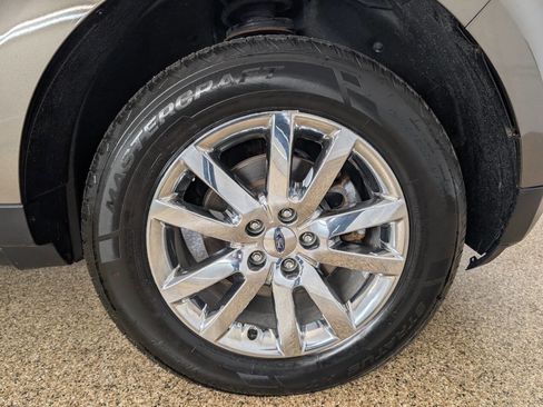 Used 2013 Ford Edge SEL w/ Driver Entry Pkg image 21