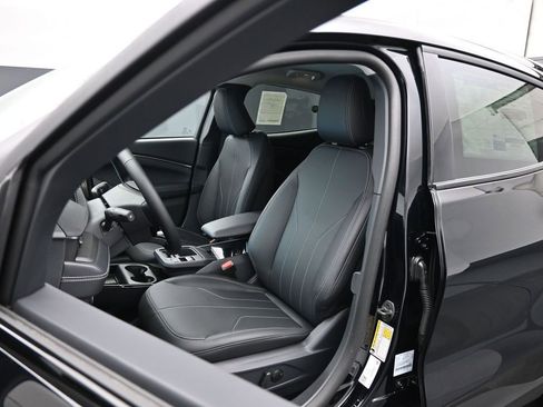 New 2026 Ford Mustang Mach-E Select image 8