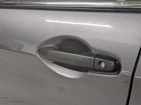 Used 2015 Honda CR-V LX image 10