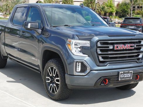 Used 2021 GMC Sierra 1500 AT4 w/ AT4 Value Package image 3
