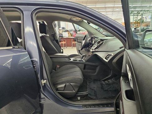 Used 2013 GMC Terrain SLE FWD image 29