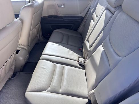 Used 2002 Toyota Highlander Limited AWD/4WD image 6
