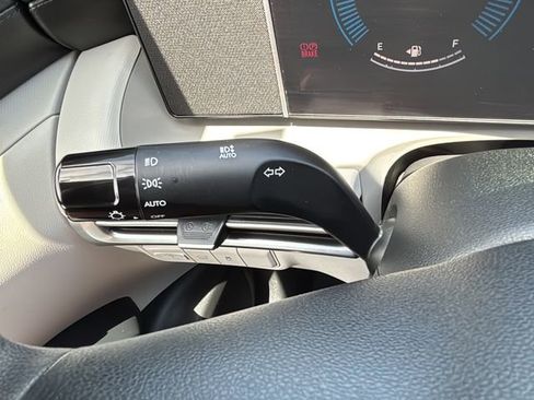 Used 2025 Hyundai Tucson SEL FWD image 19
