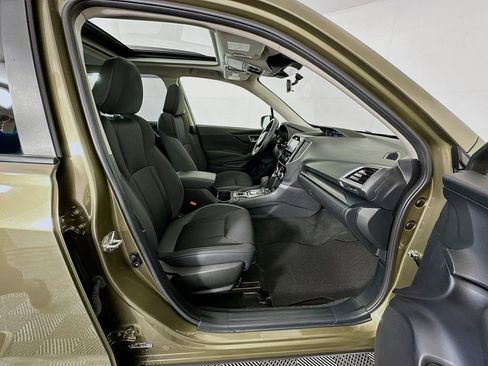 Used 2022 Subaru Forester Premium AWD/4WD image 29