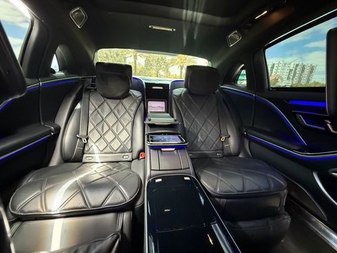 Used 2021 Mercedes-Benz Maybach S 580 4MATIC image 37
