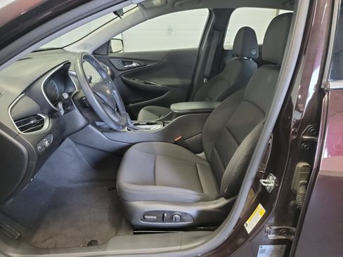 Used 2020 Chevrolet Malibu RS FWD image 12