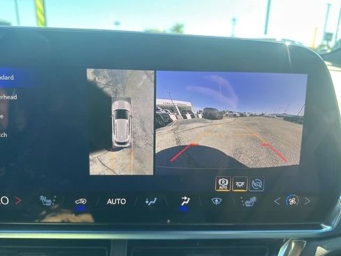 New 2026 Chevrolet Equinox EV LT image 24