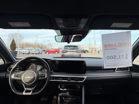 Used 2024 Kia K5 GT-Line image 11