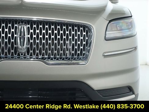 Certified 2023 Lincoln Nautilus AWD w/ Premium Package image 8