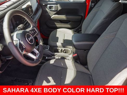 Used 2025 Jeep Wrangler Sahara w/ Safety Group image 15