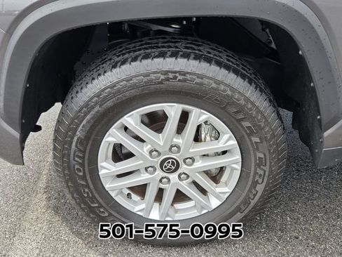 Used 2024 Toyota Tundra SR5 w/ SR5 Convenience Package RWD image 18