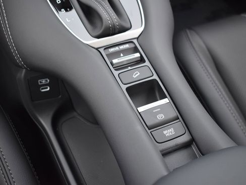 New 2026 Honda HR-V EX-L image 9
