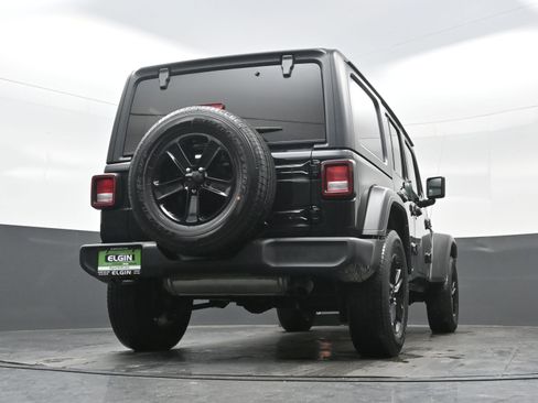 Used 2022 Jeep Wrangler Unlimited Sport image 27