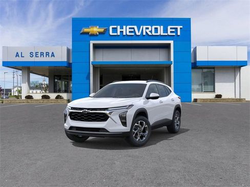 New 2025 Chevrolet Trax LT w/ Driver Confidence Package image 8