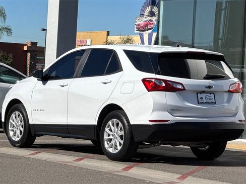 Used 2020 Chevrolet Equinox LS image 8