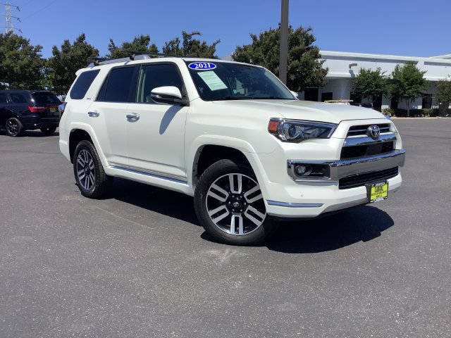 Used 2021 Toyota 4Runner Limited AWD/4WD image 2