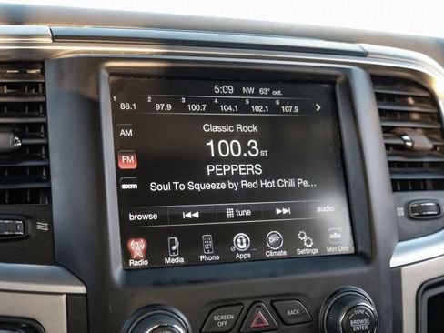 Used 2015 RAM 1500 Big Horn image 27