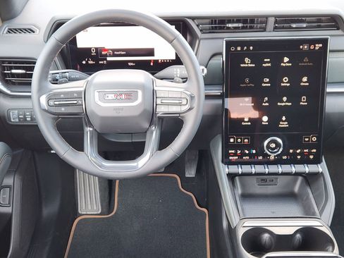 Used 2026 GMC Terrain AT4 w/ Convenience Package III image 28