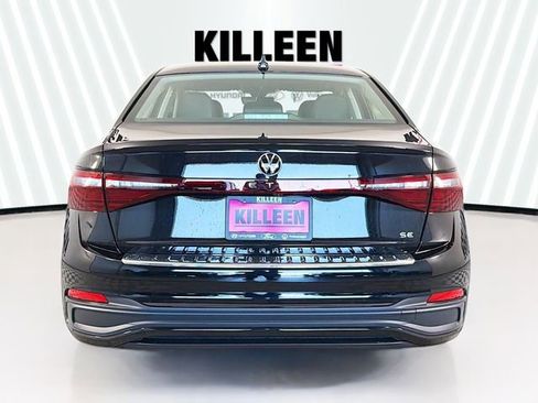 New 2026 Volkswagen Jetta SE image 6